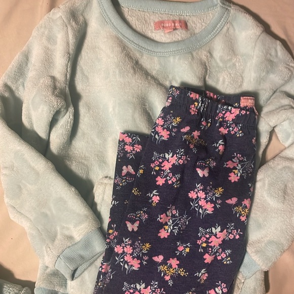 Bundle of 3 for little girl 4t - Picture 4 of 5